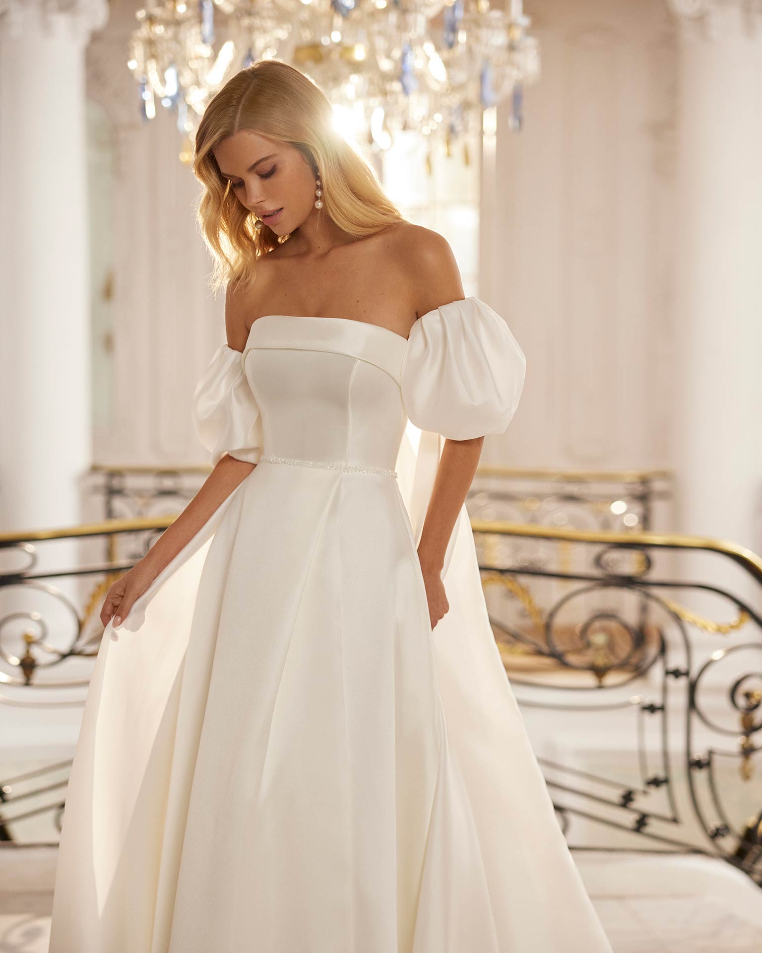 Abito sposa rito civile online